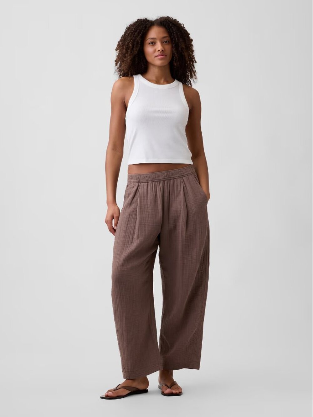 GAP Mid Rise Pull-On Barrel Gauze Pants 100 % Cotton